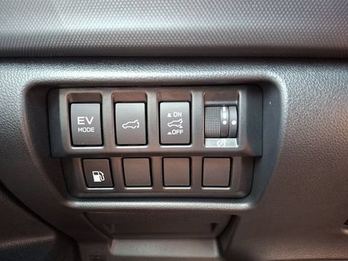 Used 2025 Subaru Forester Limited AWD/4WD image 23