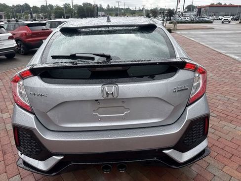 Used 2019 Honda Civic Sport Touring image 9