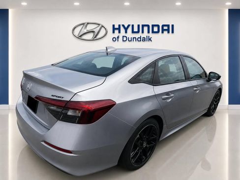 Used 2026 Honda Civic Sport image 4