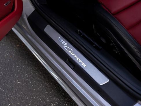 Used 2025 Porsche 911 Carrera image 42