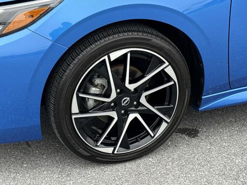 Used 2025 Nissan Sentra SR FWD image 30