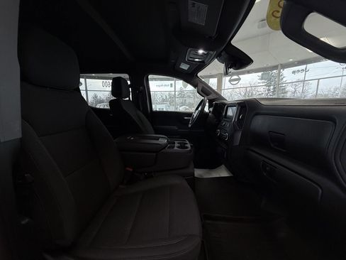 Used 2023 Chevrolet Silverado 1500 Custom Trail Boss image 32