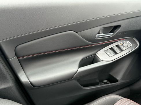 New 2026 Nissan Sentra SR image 30