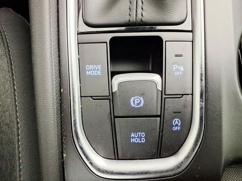 Used 2019 Hyundai Santa Fe SEL FWD image 22