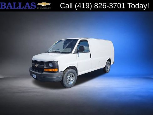 Used 2014 Chevrolet Express 2500 RWD image 4