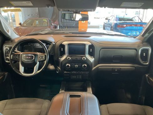 Used 2021 GMC Sierra 1500 Elevation w/ Preferred Package image 24