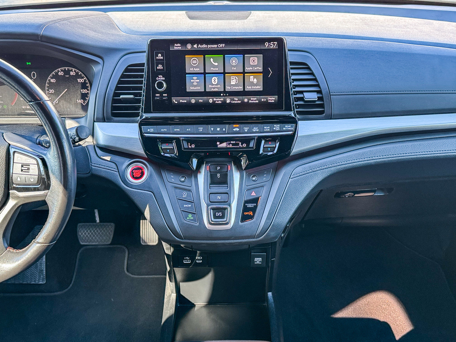 Used 2025 Honda Odyssey Sport-L image 13