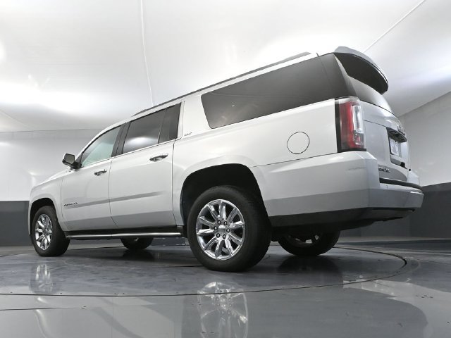 Used 2018 GMC Yukon XL SLT w/ Open Road Package AWD/4WD image 52