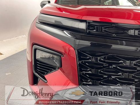 New 2026 Chevrolet Traverse RS w/ LPO, Floor Liner Package FWD image 11