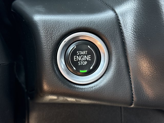 Used 2022 GMC Yukon SLT w/ SLT Premium Package AWD/4WD image 30
