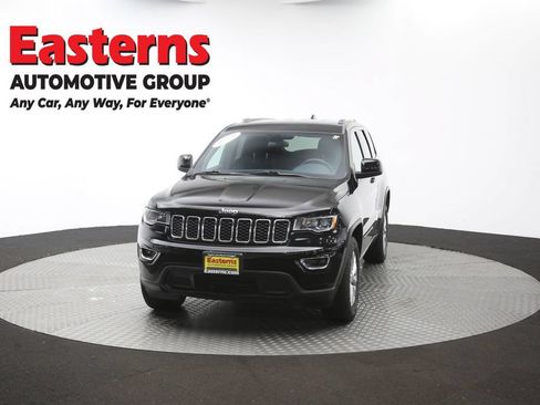 Used 2021 Jeep Grand Cherokee Laredo AWD/4WD image 56