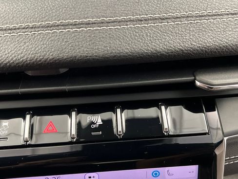 Used 2024 Jeep Grand Cherokee L Limited w/ Luxury Tech Group II image 61