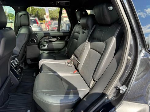 Used 2019 Land Rover Range Rover Supercharged AWD/4WD image 18