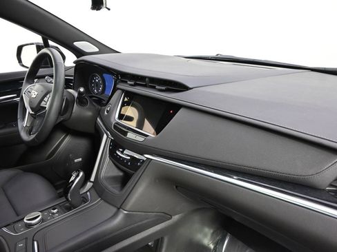 New 2025 Cadillac XT5 Premium Luxury w/ Technology Package AWD/4WD image 15