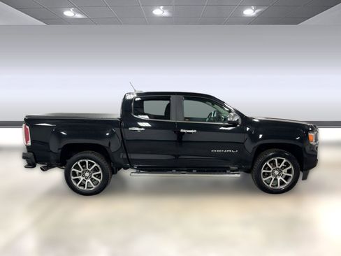 Used 2021 GMC Canyon Denali image 7