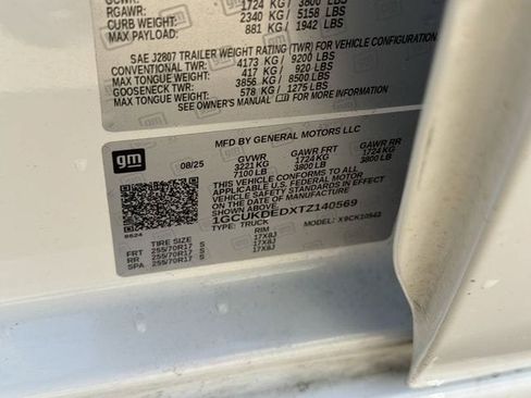 Used 2026 Chevrolet Silverado 1500 LT AWD/4WD image 33