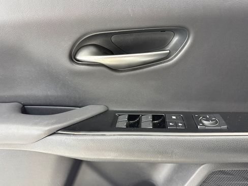 Used 2019 Lexus UX 250h F Sport AWD/4WD image 12