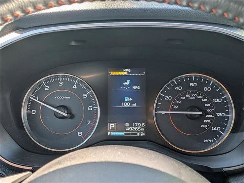 Used 2019 Subaru Crosstrek 2.0i Limited w/ Moonroof Package w/Navigation AWD/4WD image 11