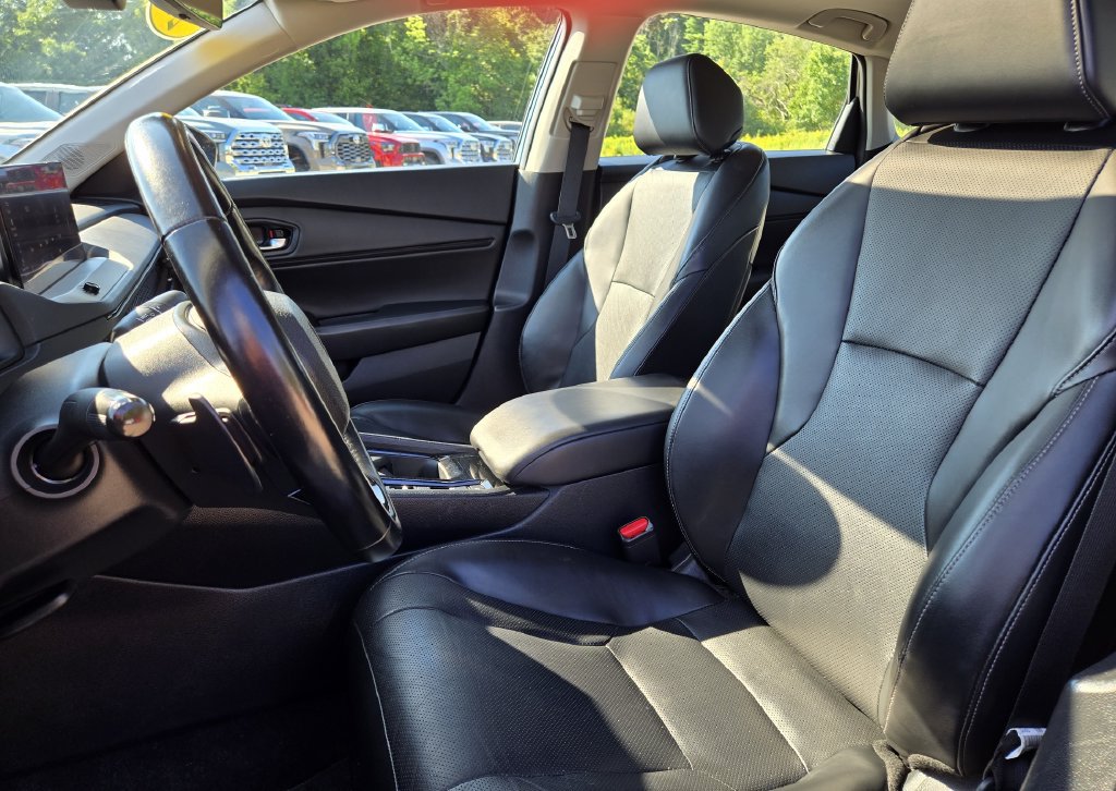 Used 2023 Honda Accord EX-L image 12
