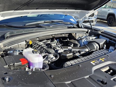 New 2025 Jeep Grand Cherokee Limited image 19