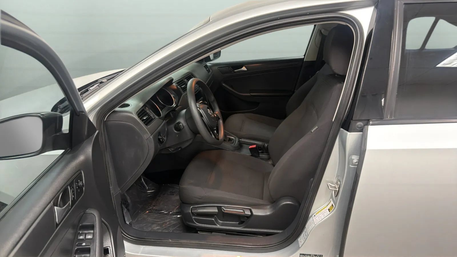 Used 2015 Volkswagen Jetta S FWD image 19