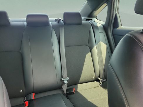 Used 2024 Honda Civic Sport image 10