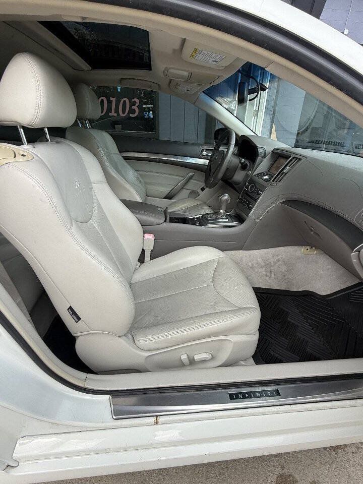 Used 2010 INFINITI G37 Journey w/ Premium Pkg RWD image 7
