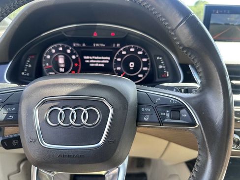 Used 2017 Audi Q7 3.0T Prestige AWD/4WD image 16