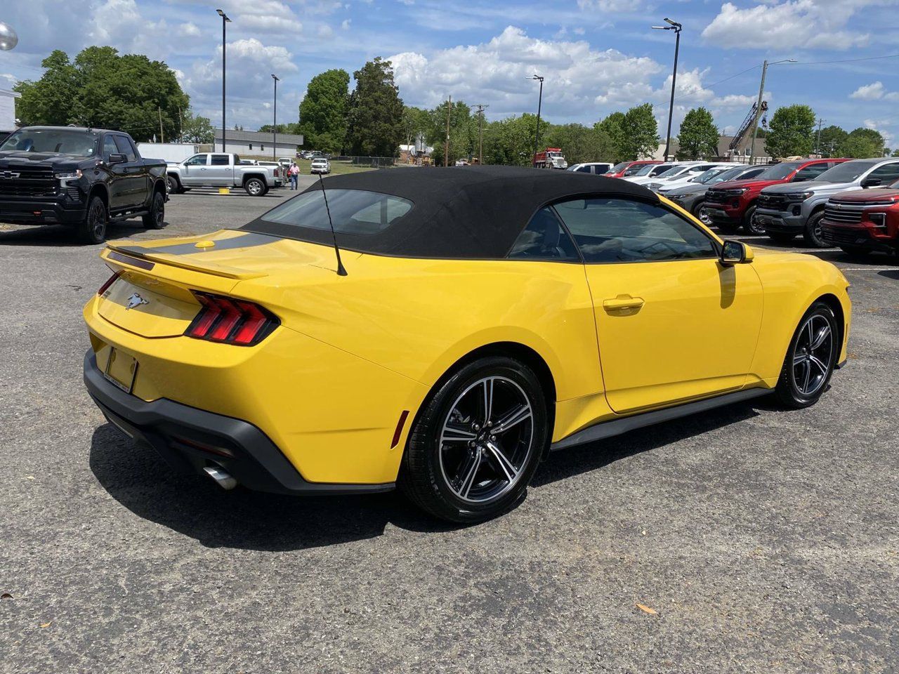 Used 2024 Ford Mustang Premium RWD image 6
