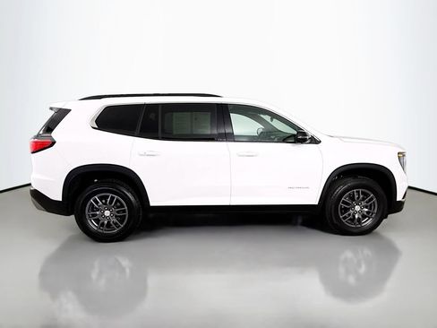 Used 2025 GMC Acadia Elevation AWD/4WD image 9