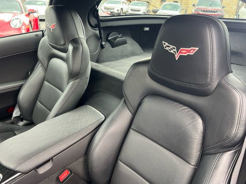 Used 2013 Chevrolet Corvette Grand Sport w/ 2LT Preferred Equipment Group image 11