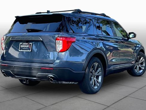 Used 2021 Ford Explorer XLT w/ Equipment Group 202A RWD image 13