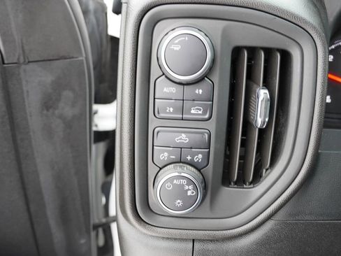 Certified 2023 Chevrolet Silverado 1500 Custom image 22