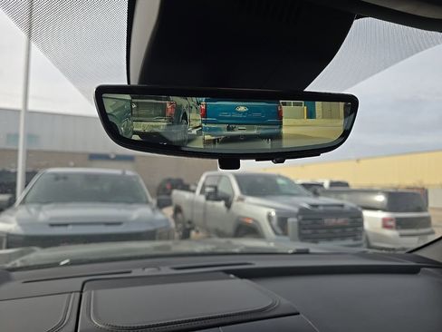 Used 2025 GMC Yukon XL Denali Ultimate image 28