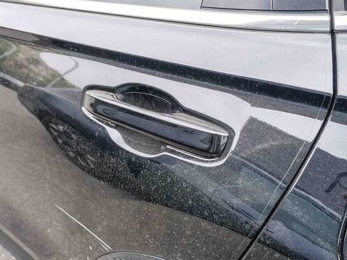 Used 2025 Honda CR-V Sport image 9