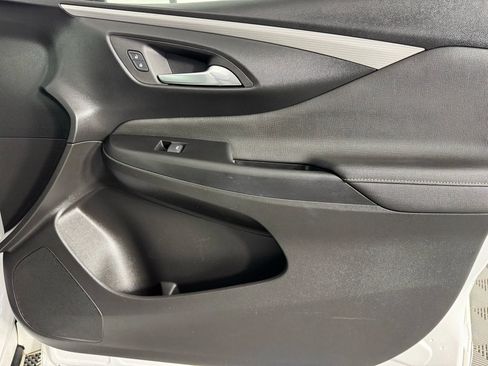 Used 2024 Buick Envista Avenir image 43