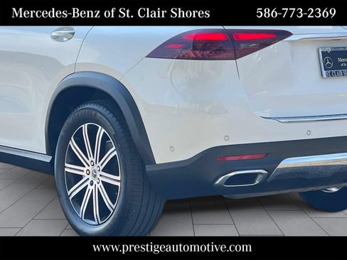 Used 2024 Mercedes-Benz GLE 350 4MATIC image 4
