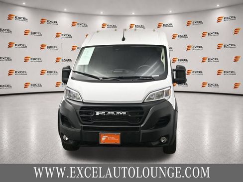 Used 2025 RAM ProMaster 2500 w/ Convenience Group FWD image 8