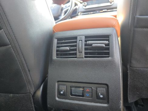 Used 2022 Mitsubishi Outlander SEL AWD/4WD image 30