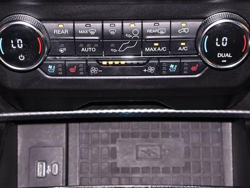 Certified 2020 Ford Expedition Limited w/ Equipment Group 303A AWD/4WD image 35