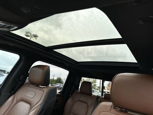 Used 2019 RAM 1500 Limited AWD/4WD image 18
