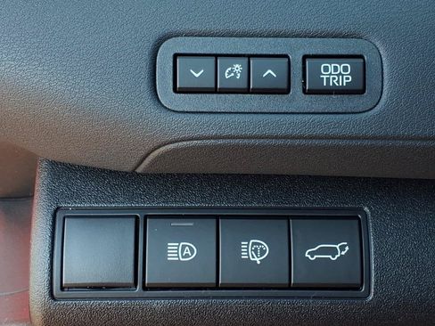 New 2026 Subaru Solterra AWD/4WD image 39