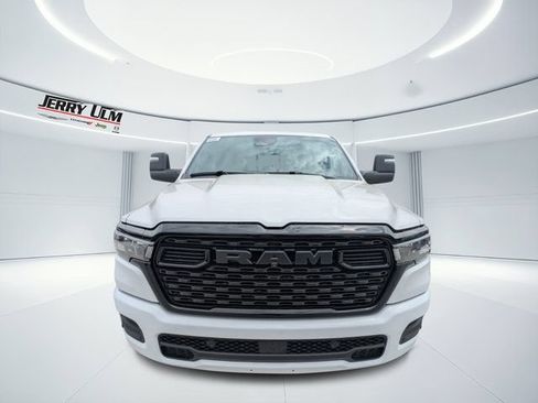 New 2026 RAM 1500 Big Horn AWD/4WD image 6