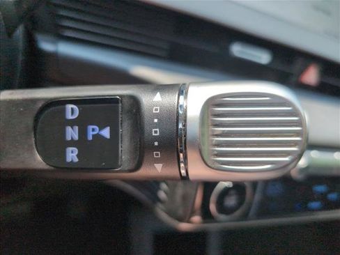 Certified 2024 Hyundai Ioniq 5 SEL RWD image 17
