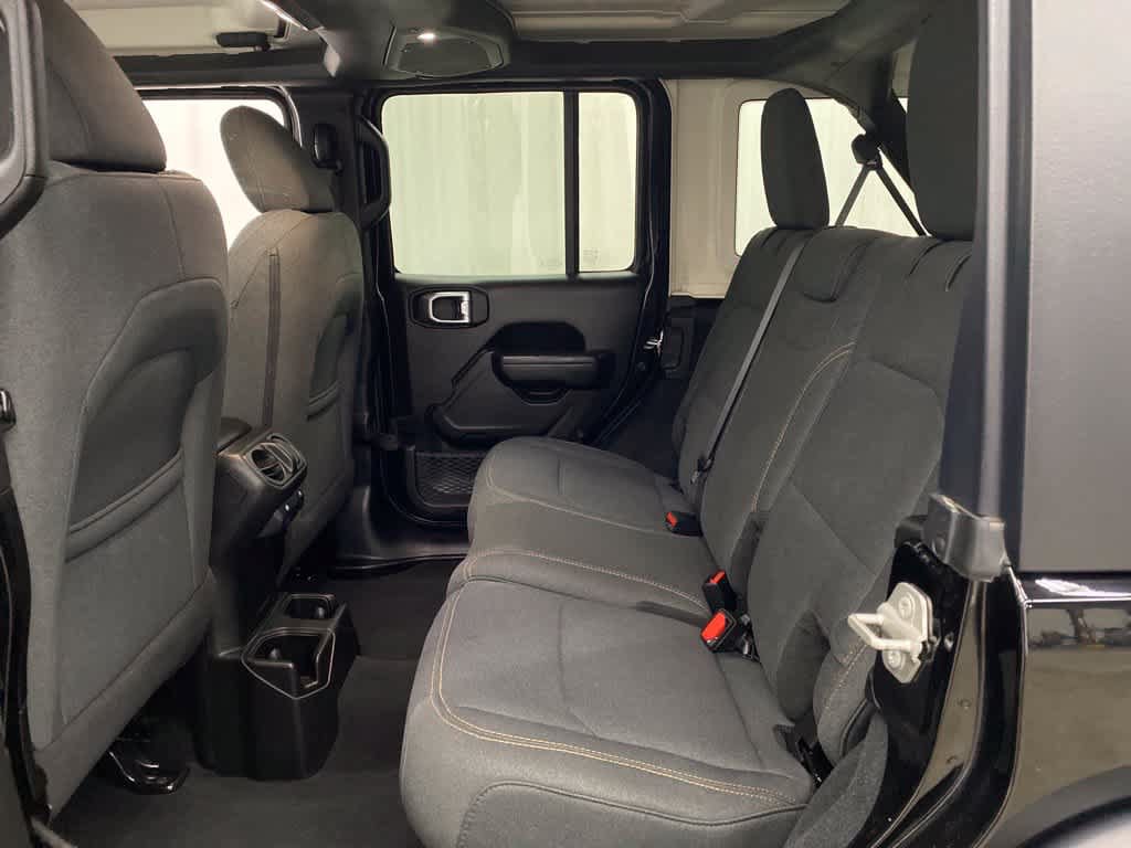 Used 2024 Jeep Wrangler Unlimited Sport AWD/4WD image 16
