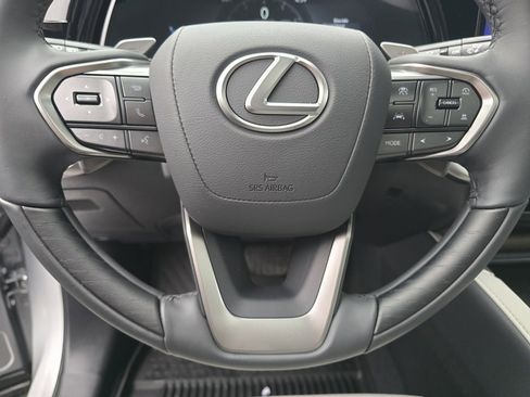 Used 2025 Lexus RX 350 Premium image 40