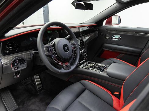 Used 2025 Rolls-Royce Ghost Black Badge image 37