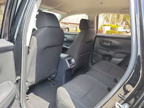 Used 2024 Honda HR-V LX image 7