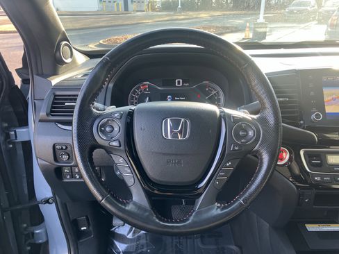 Certified 2023 Honda Ridgeline Black Edition image 19
