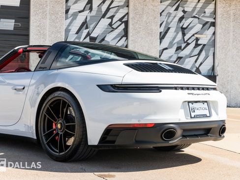 Used 2022 Porsche 911 Targa 4 GTS image 13